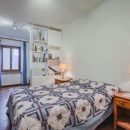 Appartamento Guesthost - Cozy With Terrace & Seaview Volastra